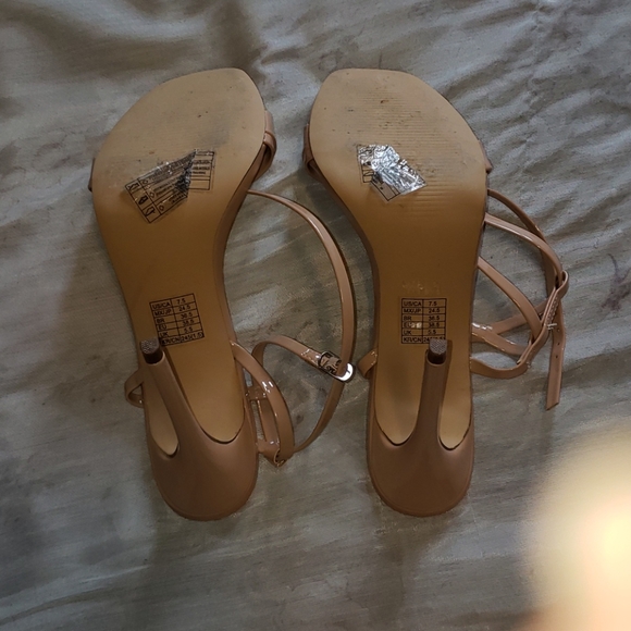 Forever 21 shoes - Picture 5 of 5